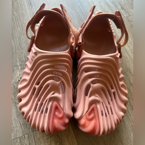CROCS Shoes - Crocs Pollex Clog by Salehe Bembury
Kuwata
